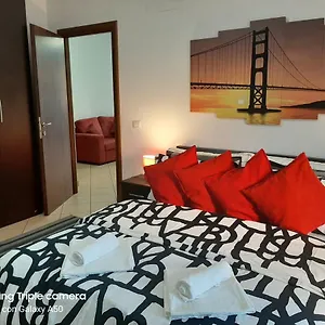 https://hillary-e-vale-room.it-romehotels.com